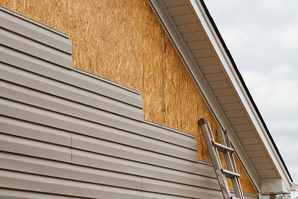 Professional Fiber Cement Siding technician working in Crescent, PA